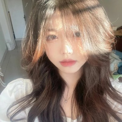 踮起脚尖靠近你